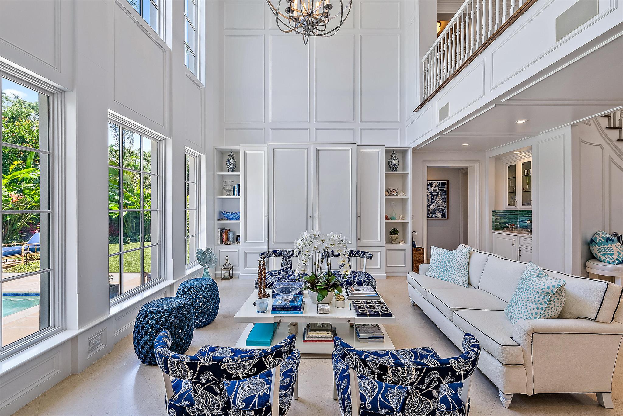 EL ENCANTO - Residential