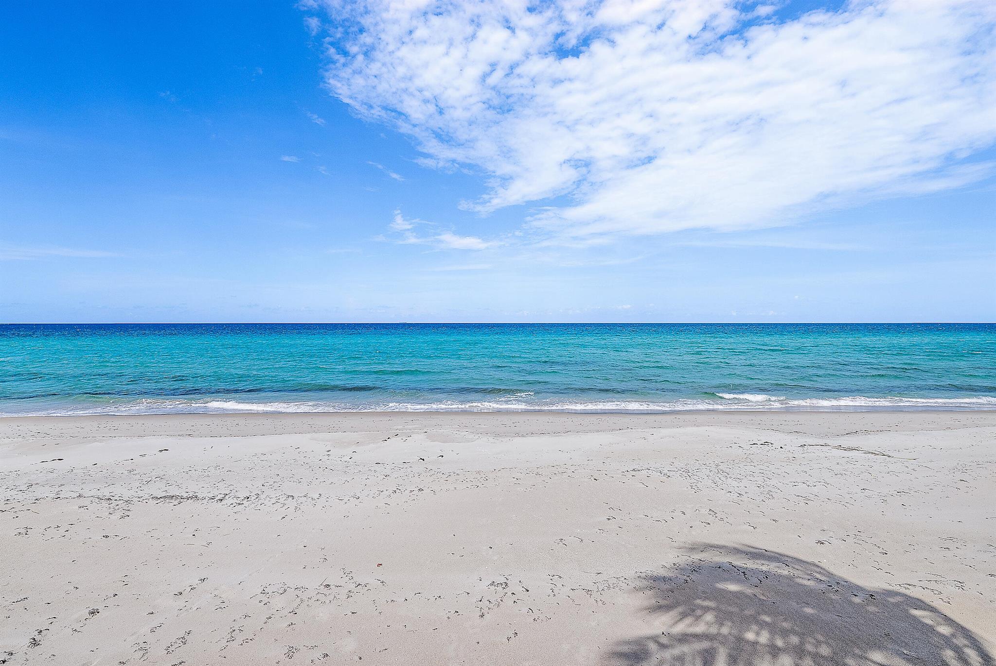 EL ENCANTO - Residential