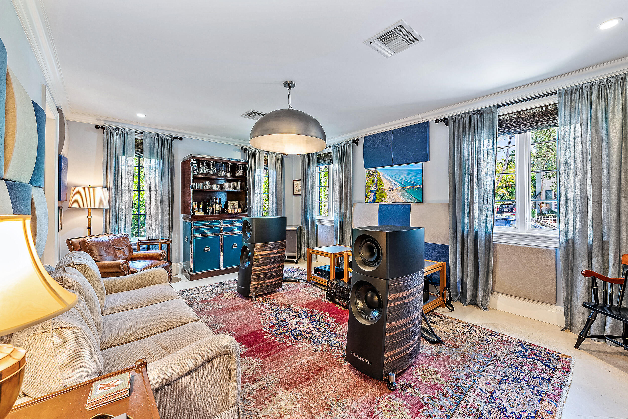 EL ENCANTO - Residential