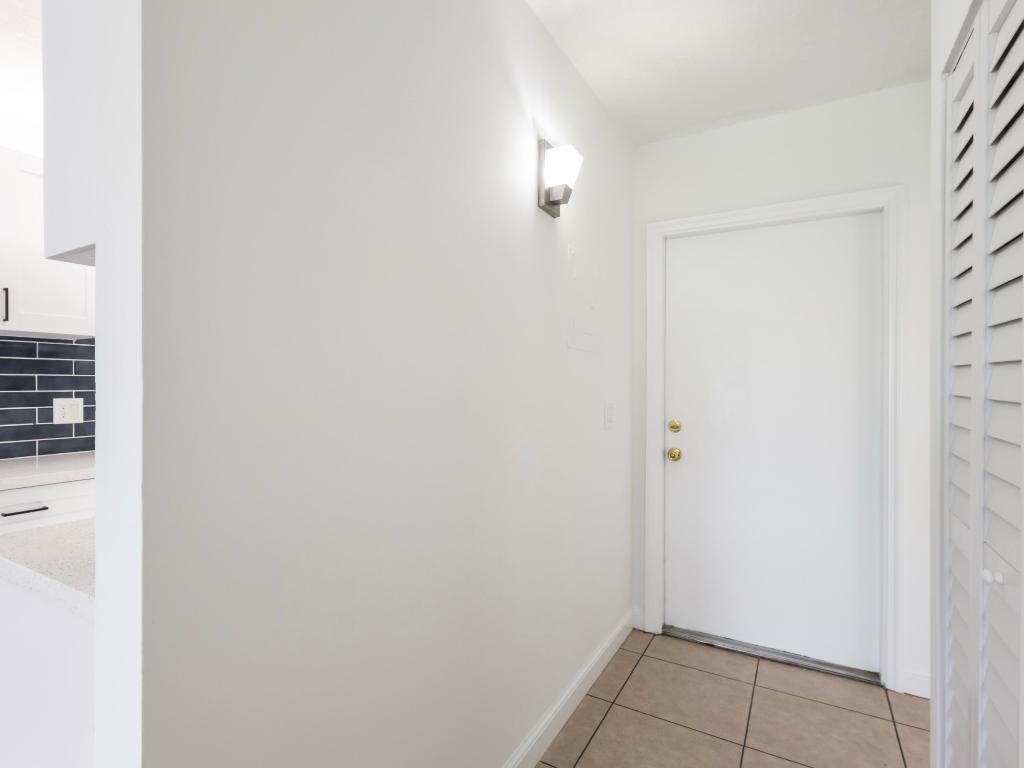 BOCA TOWNE CENTRE CONDO - Residential