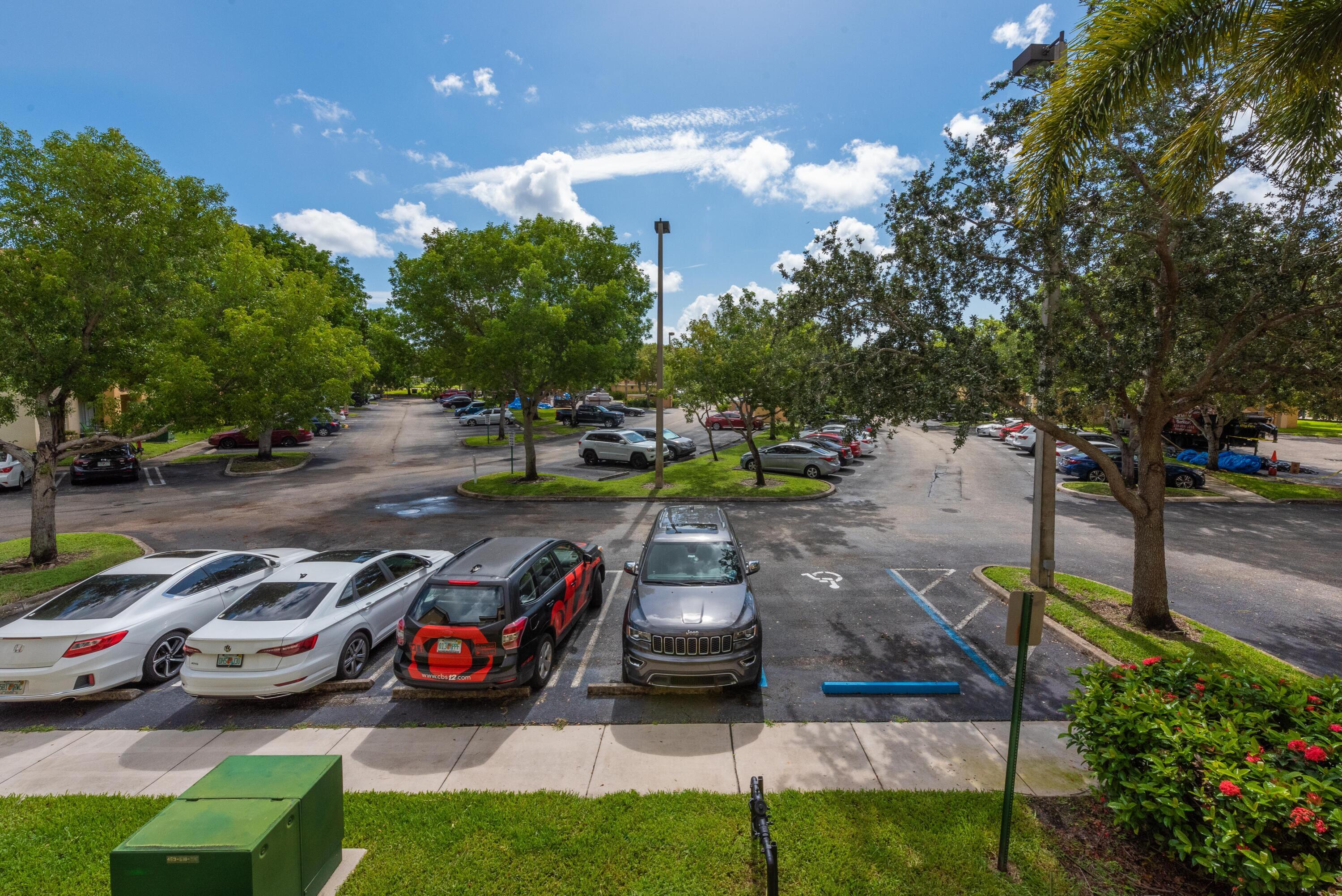 EMERALD ISLE AT LAGUNA LAKES CONDO - Residential Lease