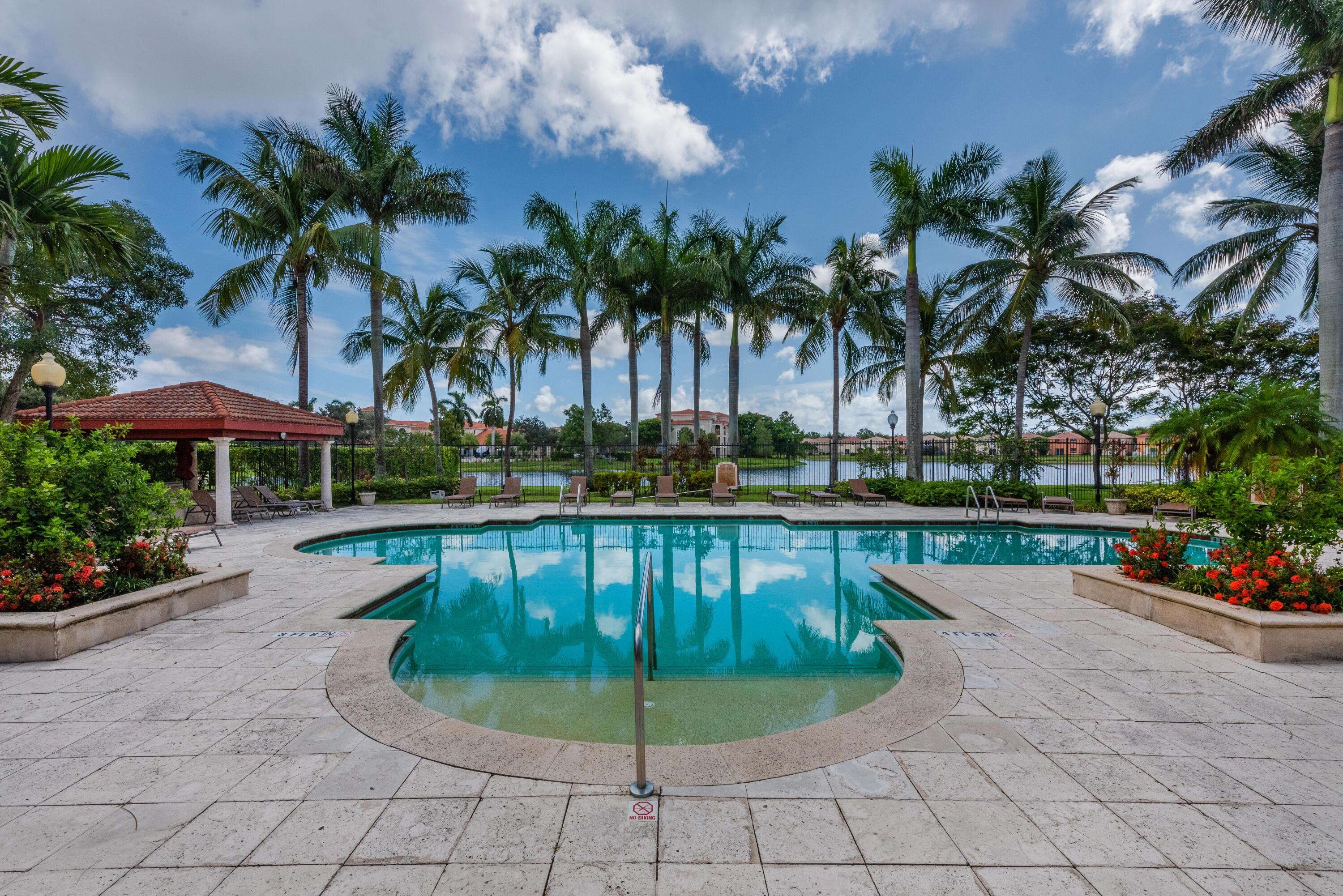 EMERALD ISLE AT LAGUNA LAKES CONDO - Residential Lease