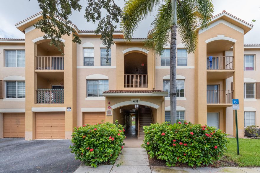 Beautifully maintained 1-bedroom, 1-bathroom condo in the gated Emerald Isle at Laguna Lakes community. Centrally located with 760 sq. ft. of living space on the second floor. Enjoy easy access to everything West Palm Beach has to offer! (Please note: HOA requires a minimum 650 credit score for approval
