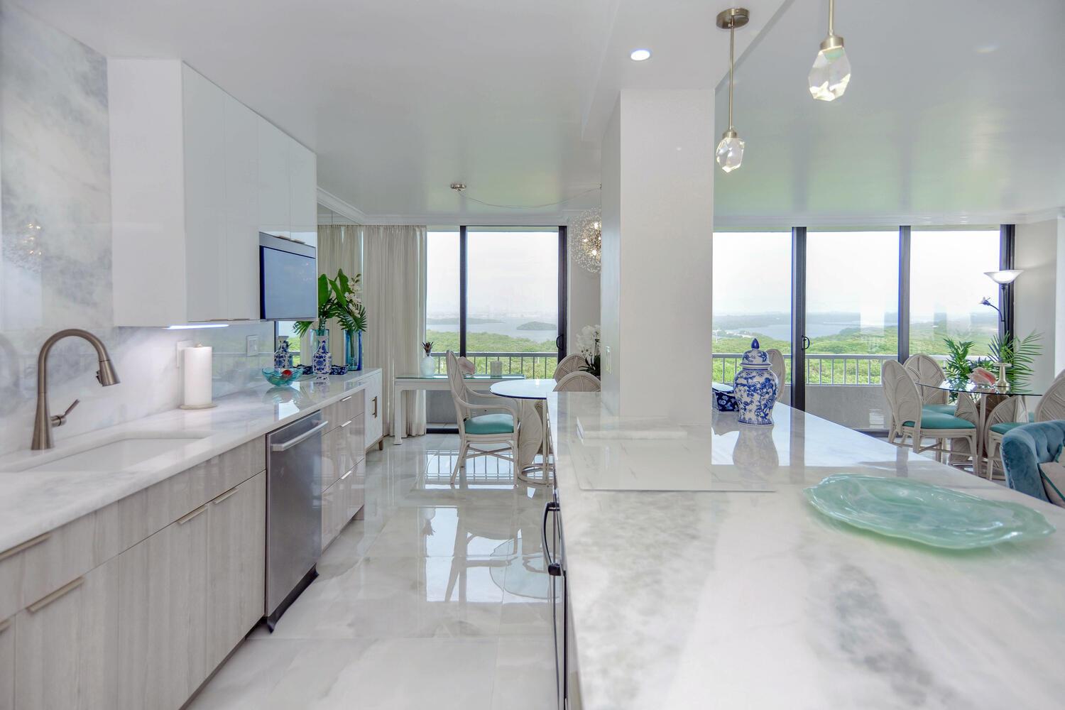 WATER GLADES CONDO - Residential Lease