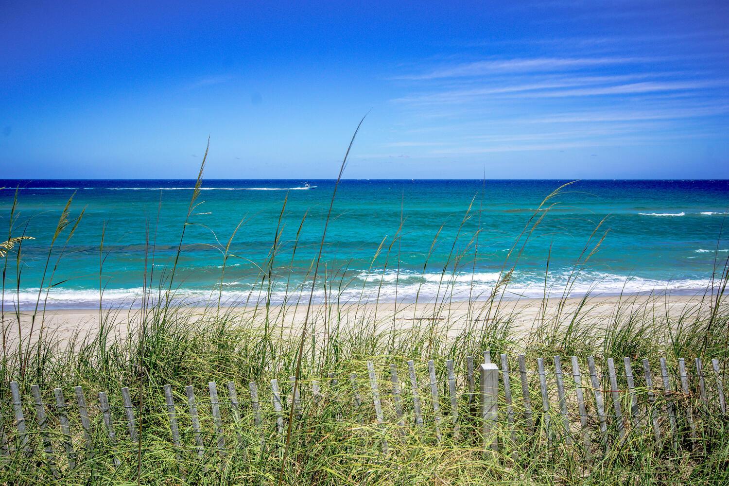 WATER GLADES CONDO - Residential Lease