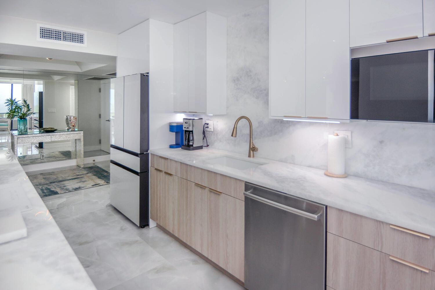 WATER GLADES CONDO - Residential Lease