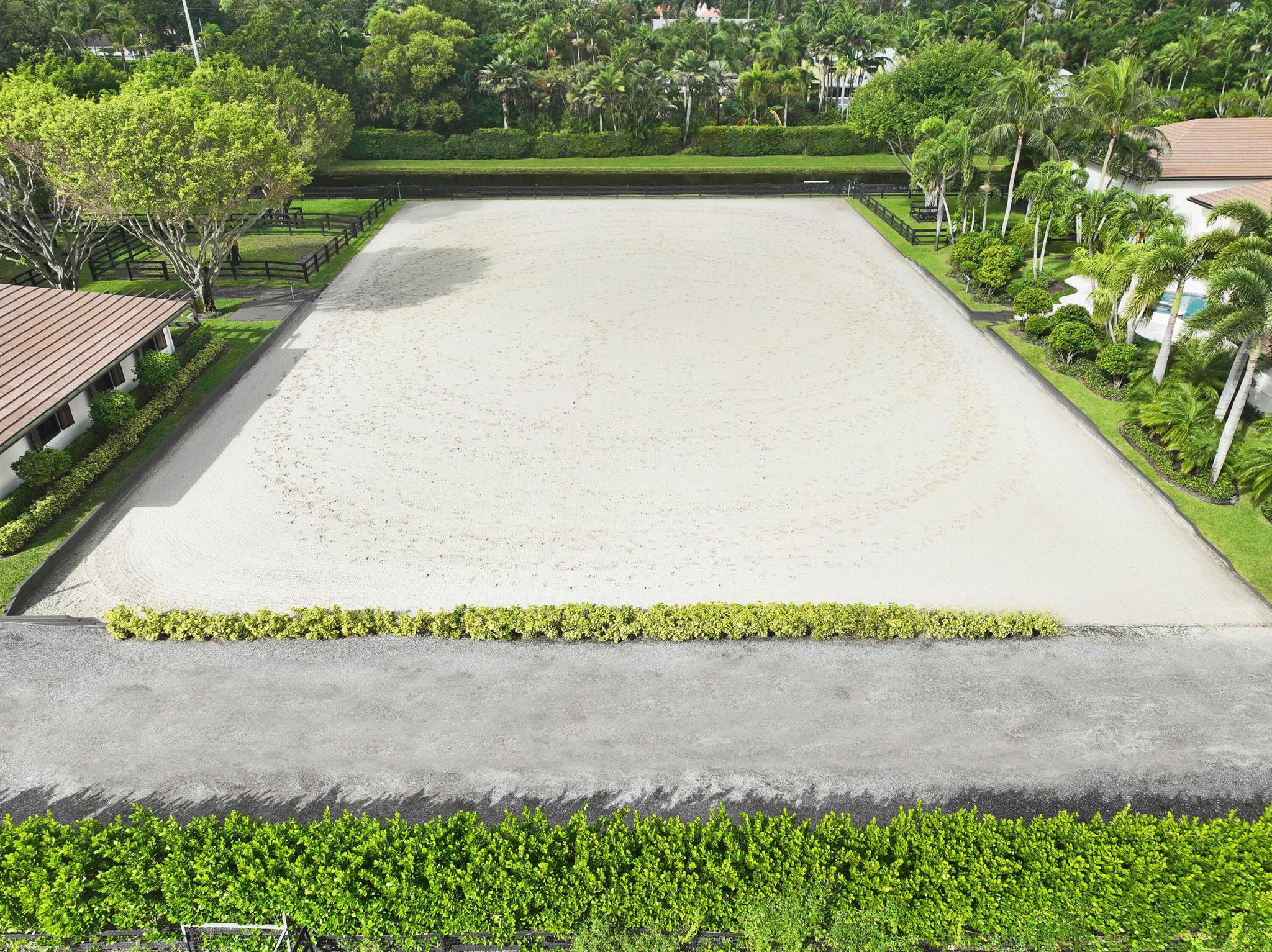 PADDOCK PARK 2 OF WELLING - Residential