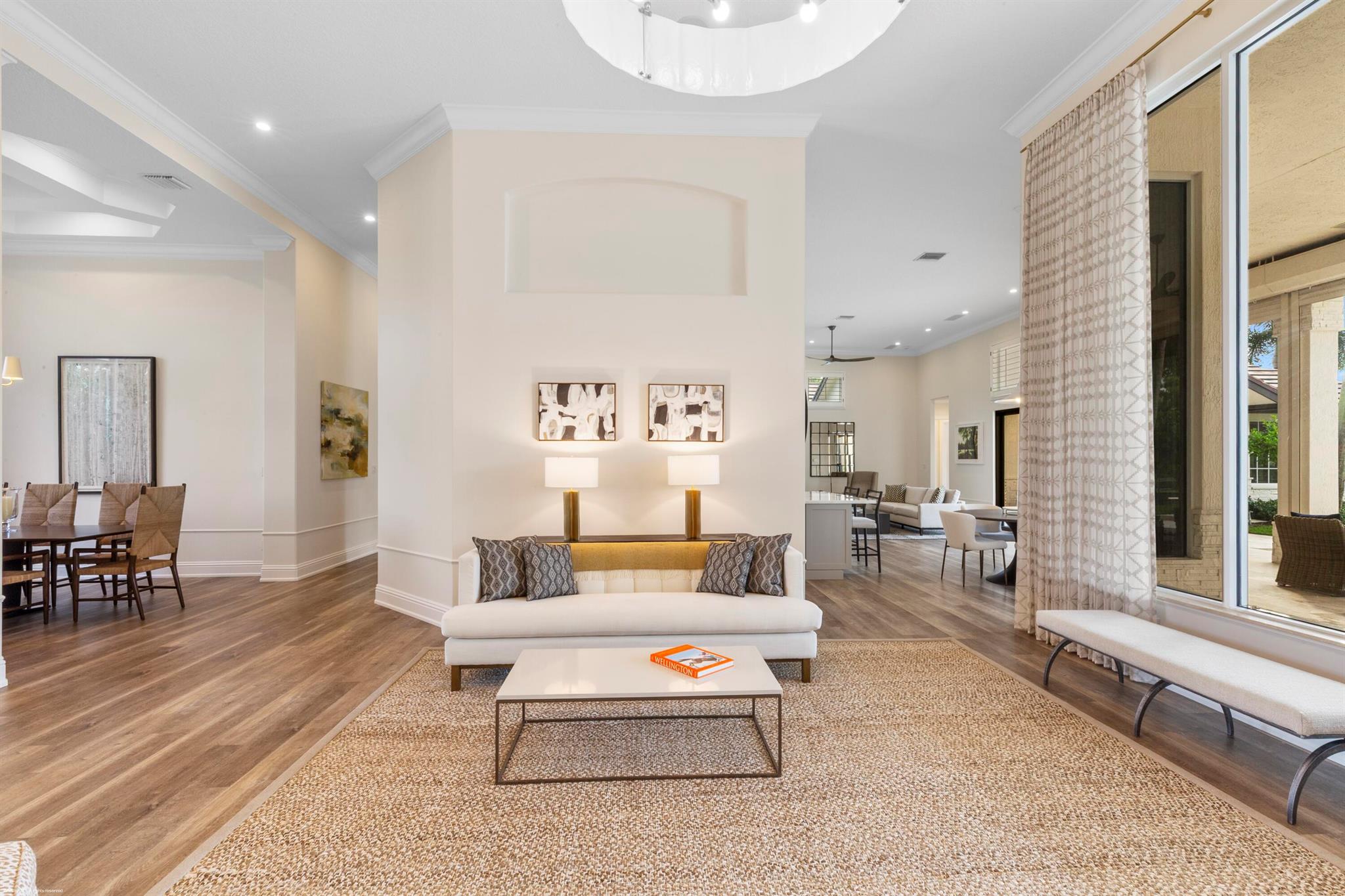 PADDOCK PARK 2 OF WELLING - Residential