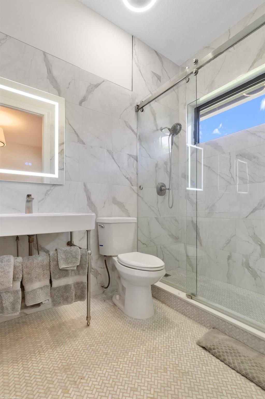 PADDOCK PARK 2 OF WELLING - Residential