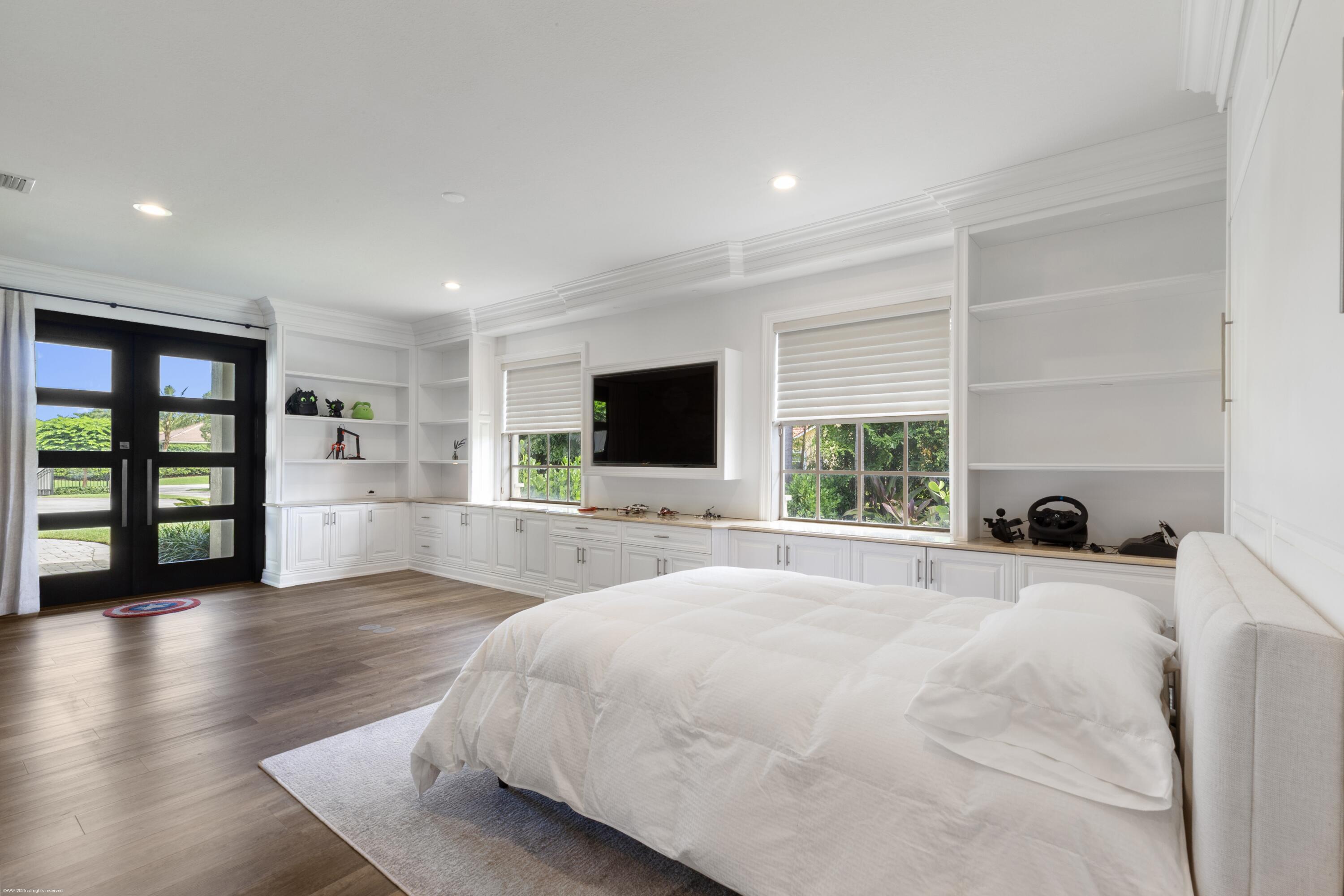 PADDOCK PARK 2 OF WELLINGTON - Residential