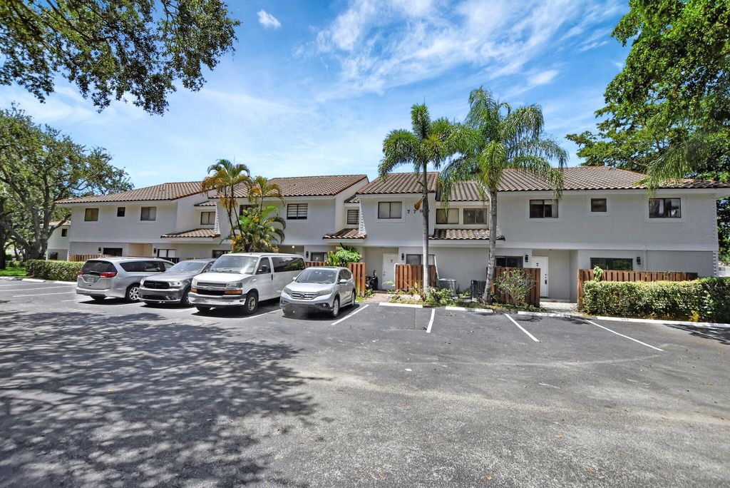Photo of 7790 Lago Del Mar Drive #904, Boca Raton, FL 33433 (MLS # R11006102)
