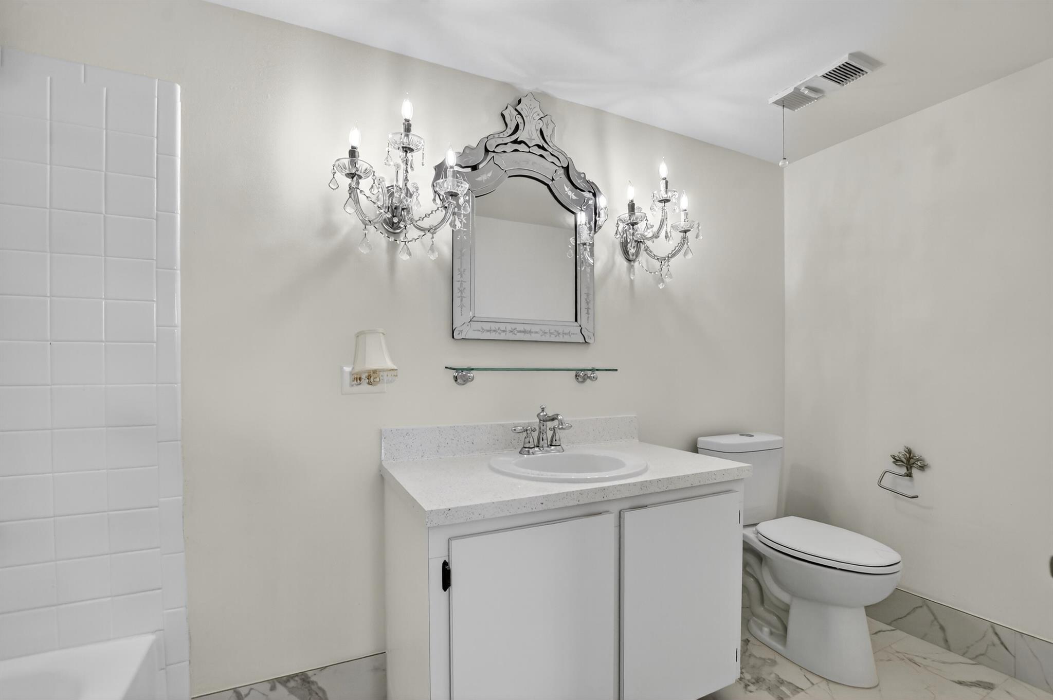 PINES OF BOCA BARWOOD CON - Residential