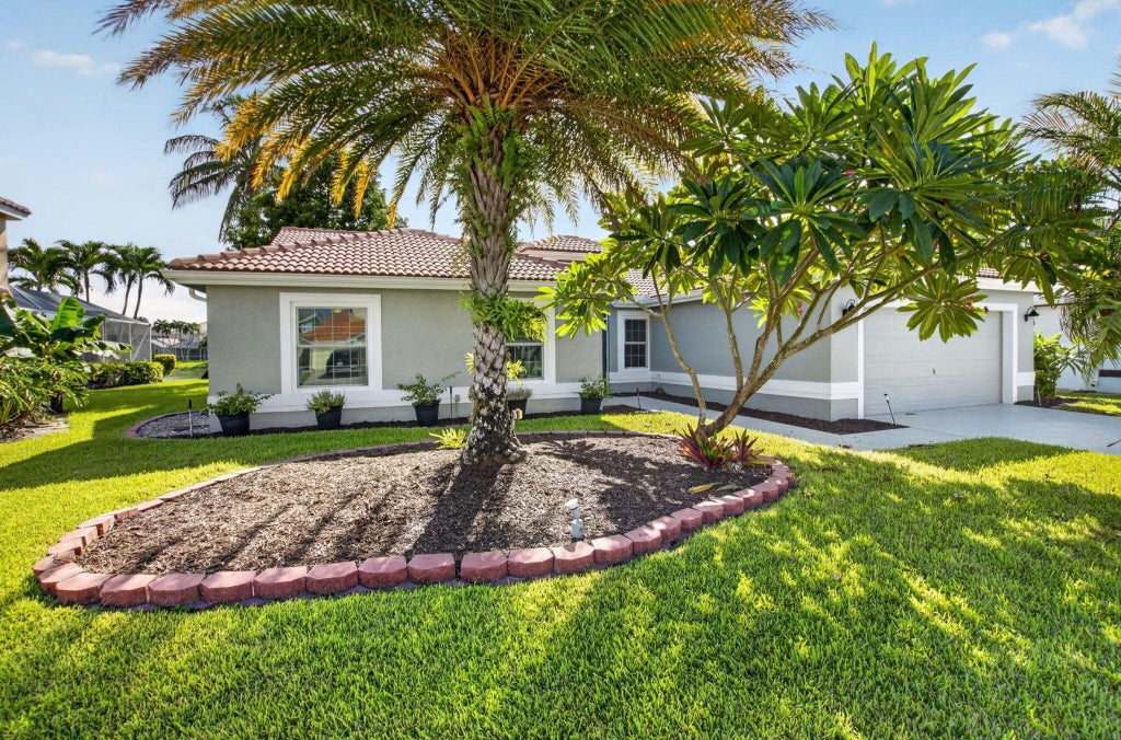 Photo of 5756 Descartes Circle, Boynton Beach, FL 33472 (MLS # B26068959)