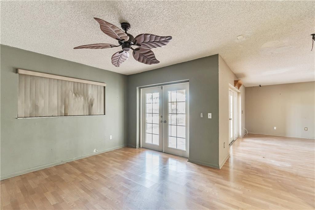 SANDALFOOT COVE SEC 9 - Residential