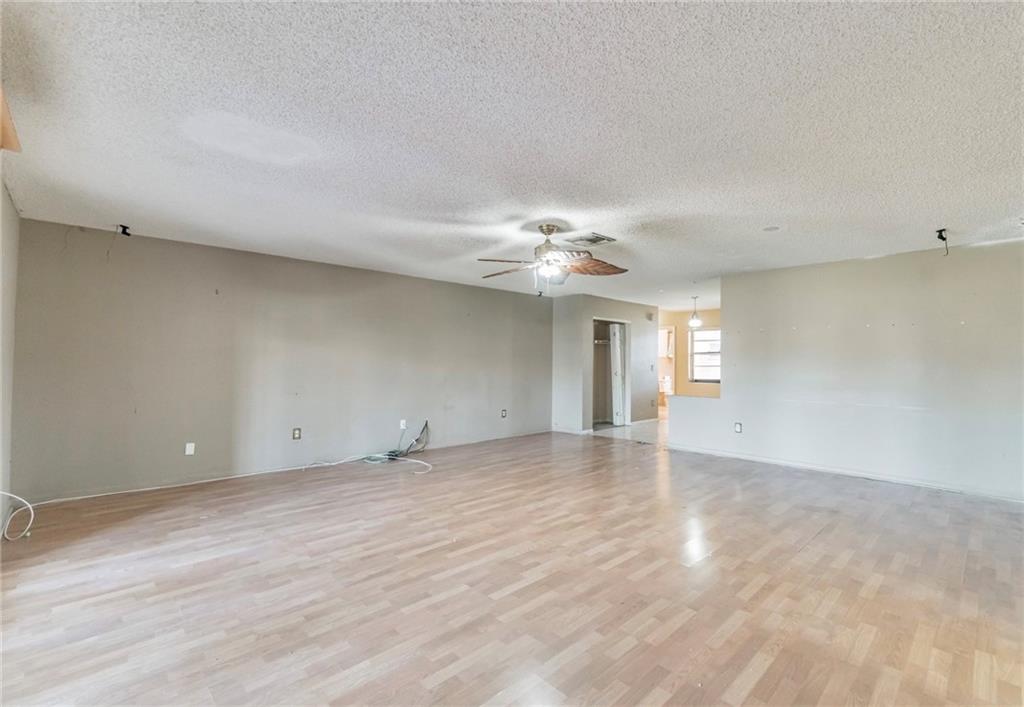SANDALFOOT COVE SEC 9 - Residential