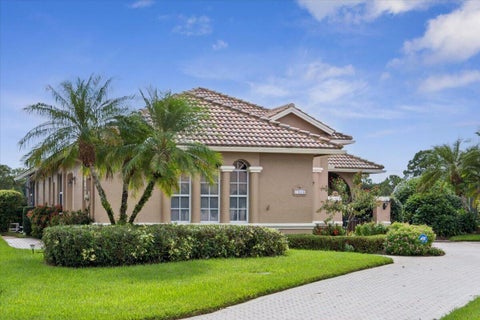 Photo of 7316 MYSTIC Way, Port Saint Lucie, FL 34986 (MLS # B26089908)