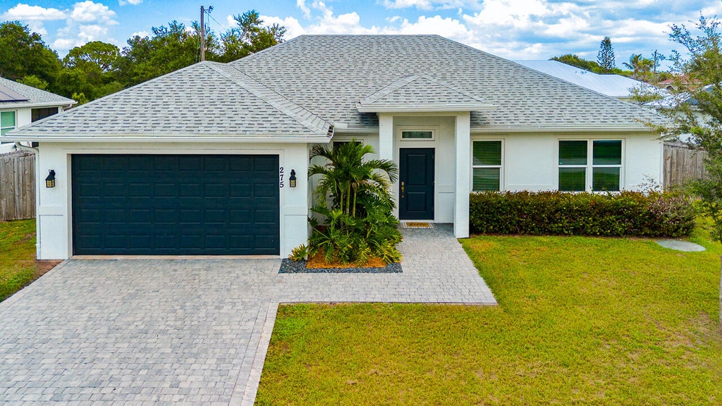 Photo of 275 SW ELDERBERRY Drive, Port Saint Lucie, FL 34953 (MLS # B26067736)