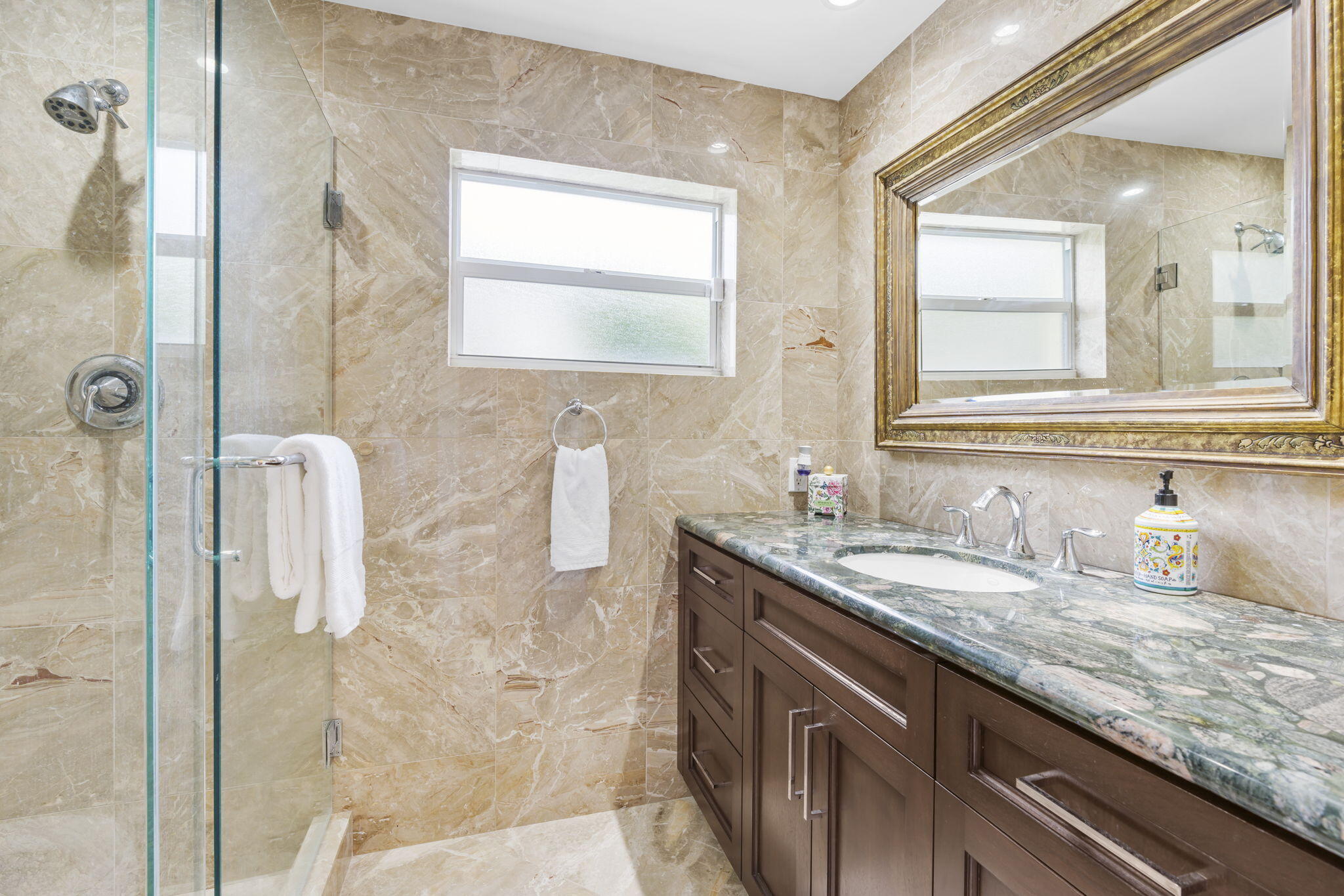 NORTH SHORE - Residential