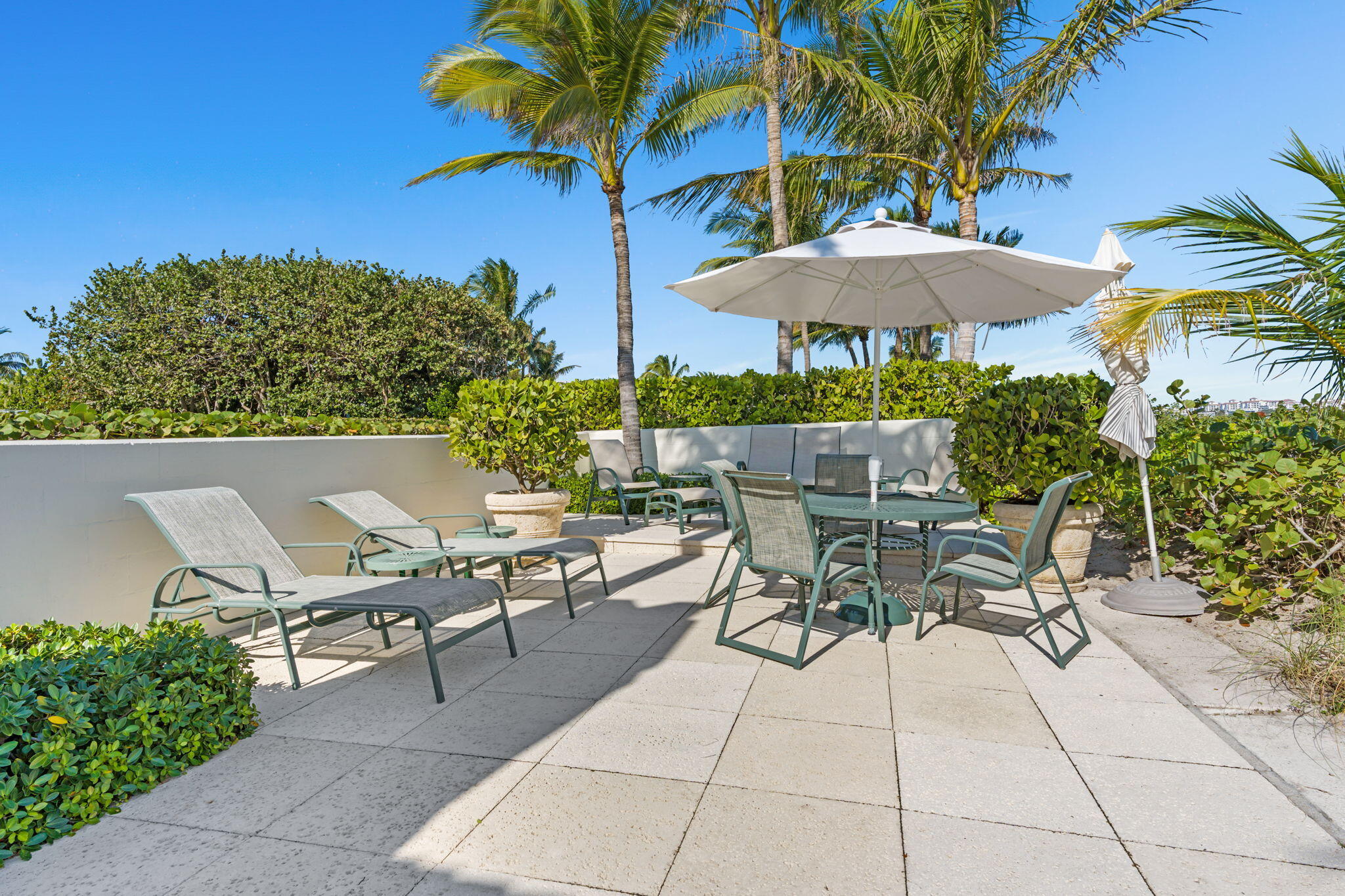 NORTH SHORE - Residential