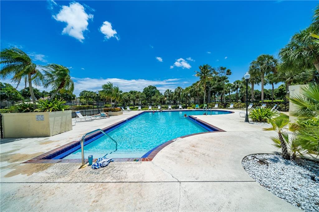 WELLESLEY AT LAKE CLARKE - Residential