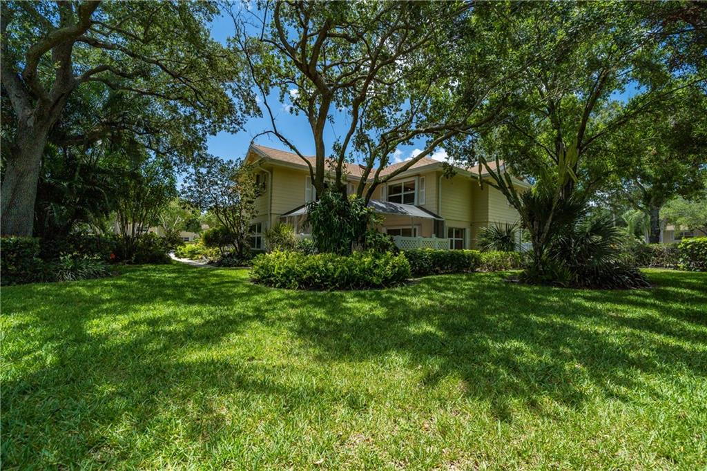 WELLESLEY AT LAKE CLARKE - Residential