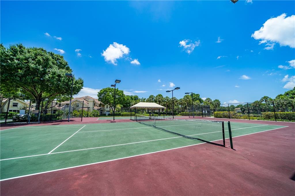 WELLESLEY AT LAKE CLARKE - Residential