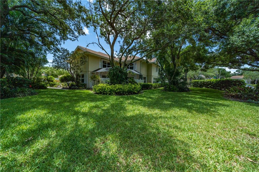 WELLESLEY AT LAKE CLARKE - Residential