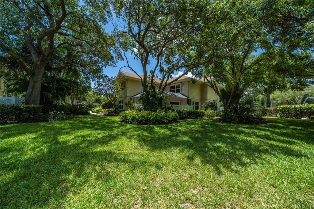 WELLESLEY AT LAKE CLARKE - Residential