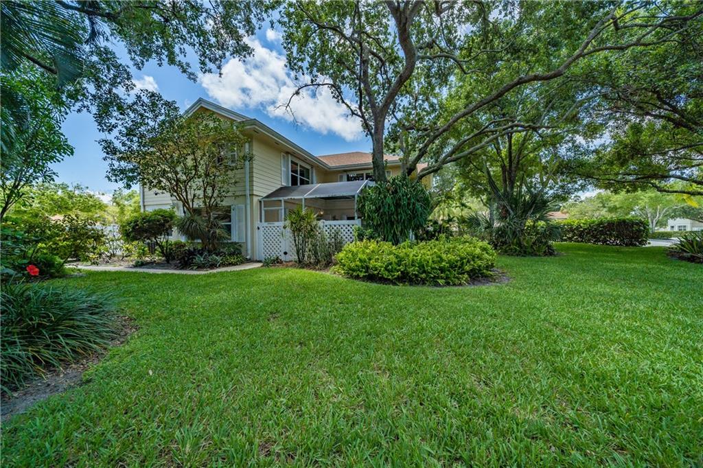 WELLESLEY AT LAKE CLARKE - Residential