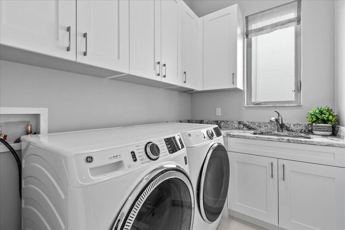 ALTON NEIGHBORHOOD - Residential