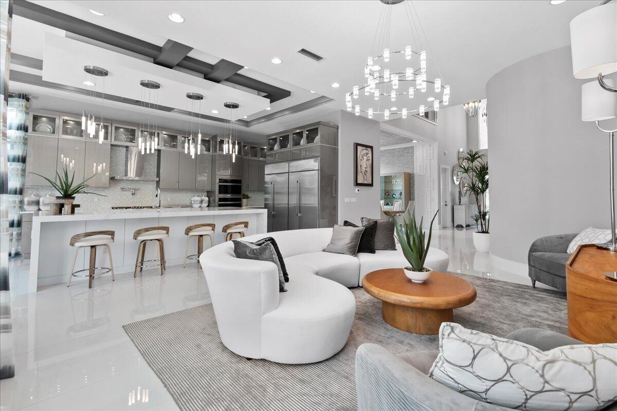 ALTON NEIGHBORHOOD - Residential