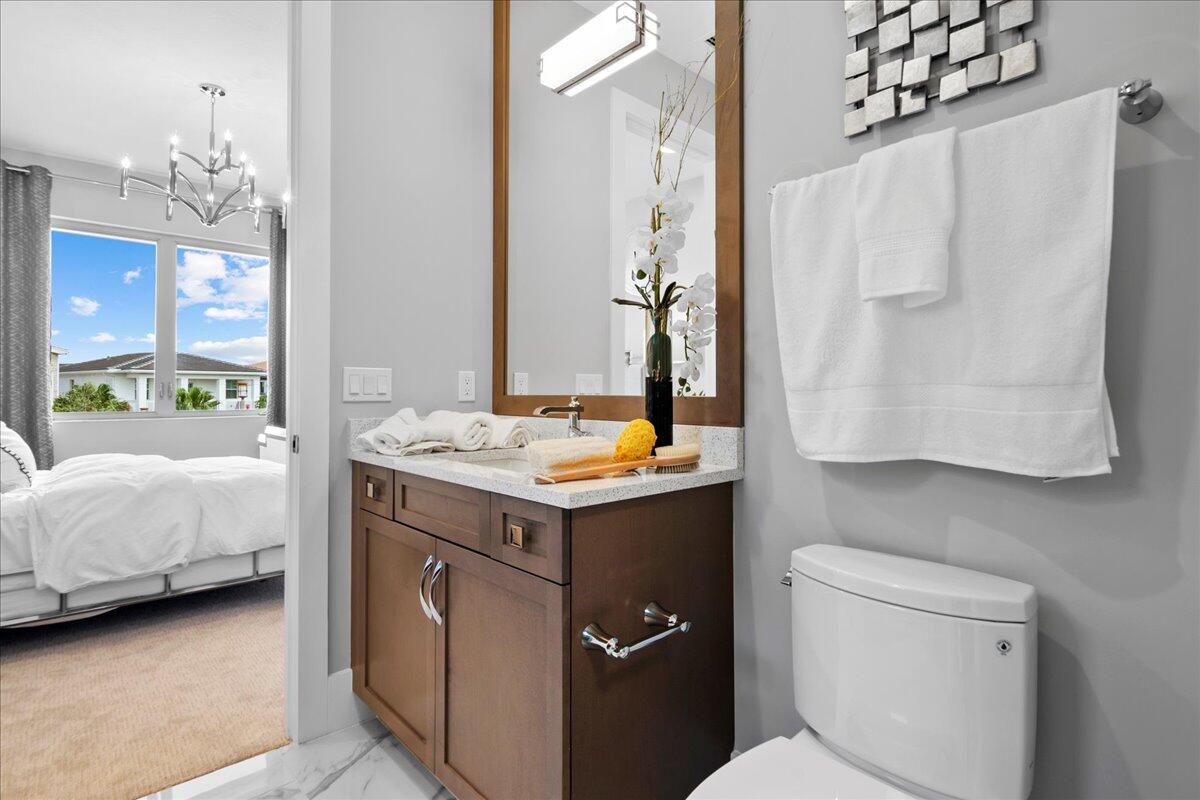 ALTON NEIGHBORHOOD - Residential