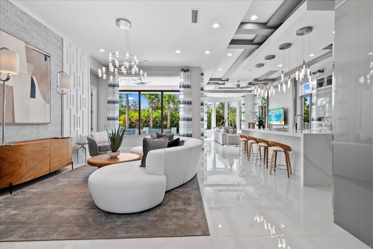 ALTON NEIGHBORHOOD - Residential