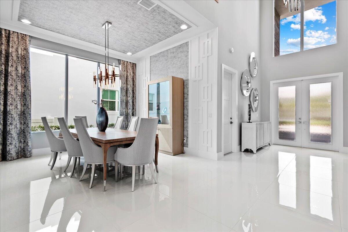 ALTON NEIGHBORHOOD - Residential