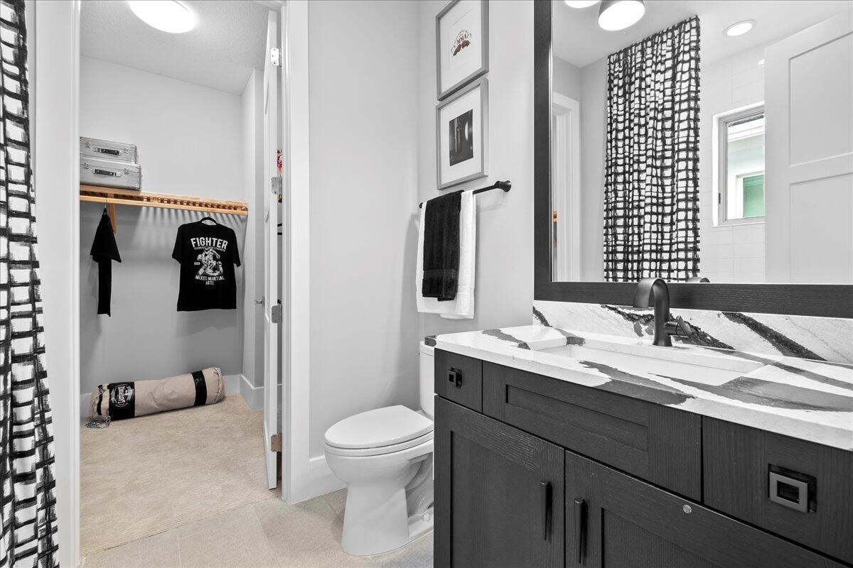 ALTON NEIGHBORHOOD - Residential