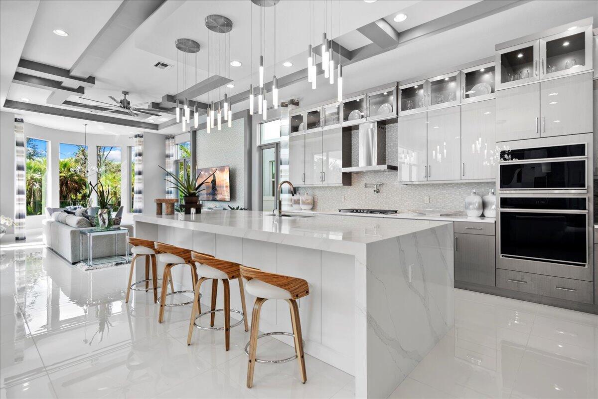 ALTON NEIGHBORHOOD - Residential