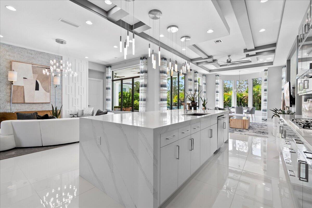 ALTON NEIGHBORHOOD - Residential