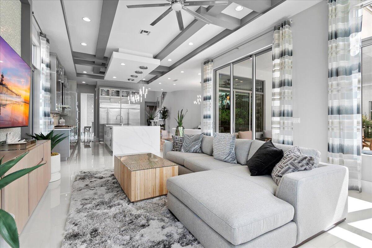 ALTON NEIGHBORHOOD - Residential