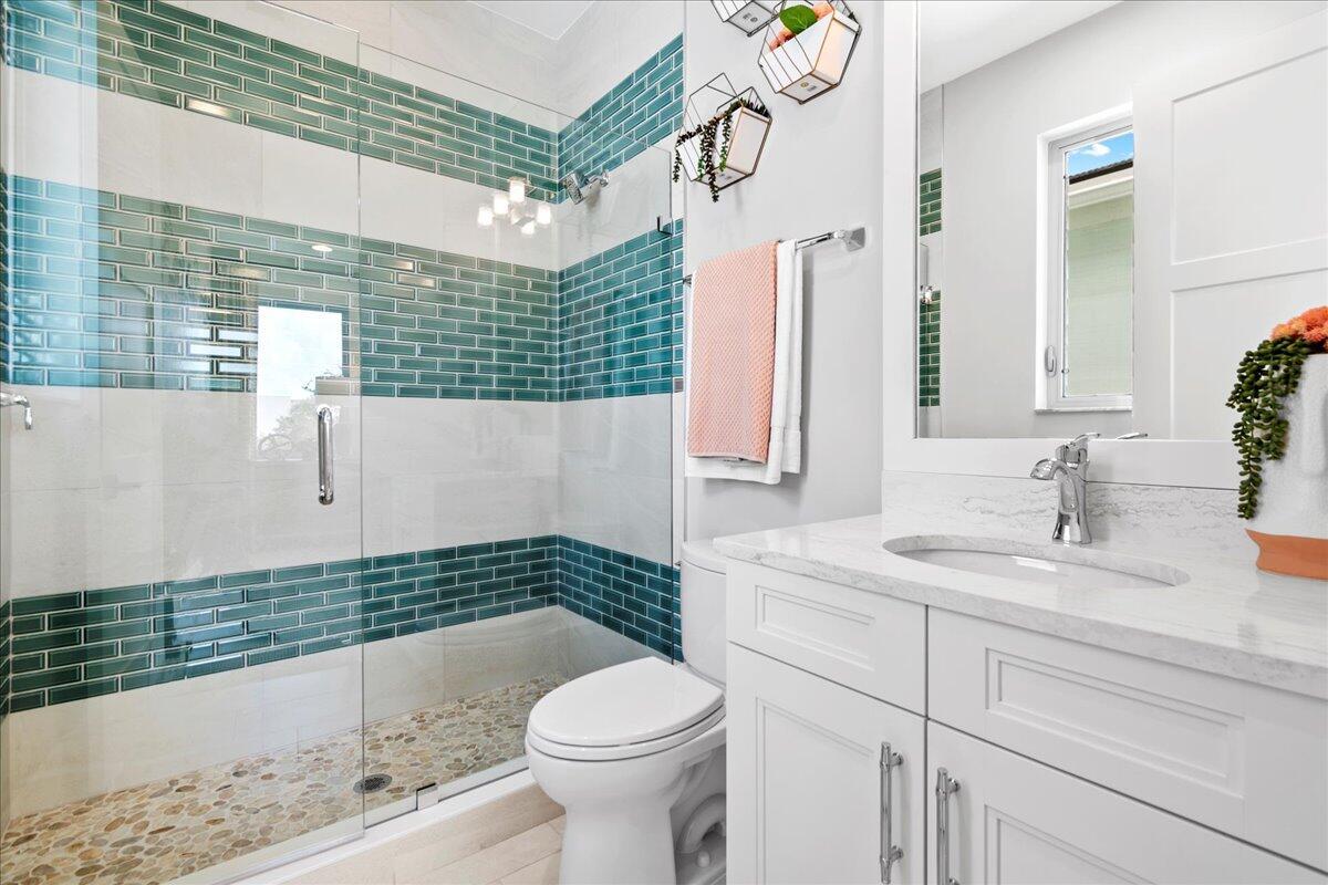 ALTON NEIGHBORHOOD - Residential