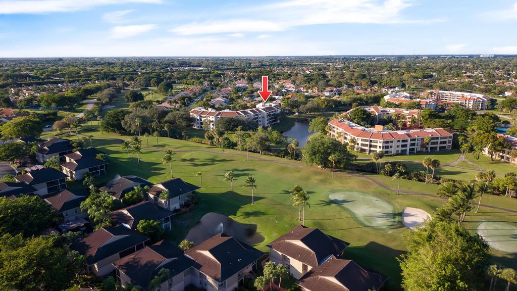 Photo of 7546 La Paz Blvd #405, Boca Raton, FL 33433 (MLS # R11148948)