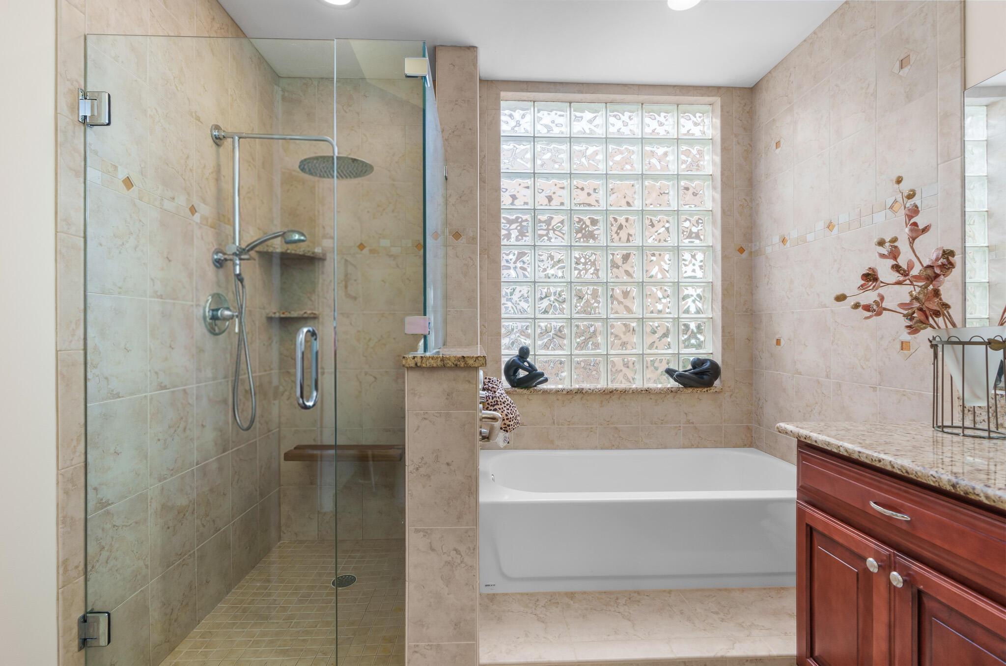 LAKES AT LA PAZ - Residential