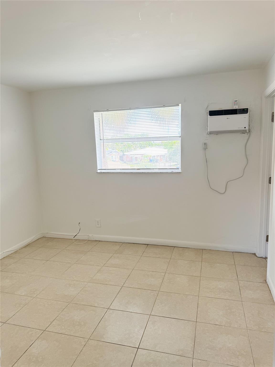 101 NE 41st St 52C