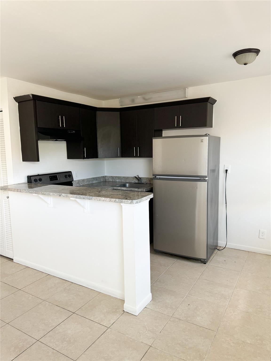 101 NE 41st St 52C