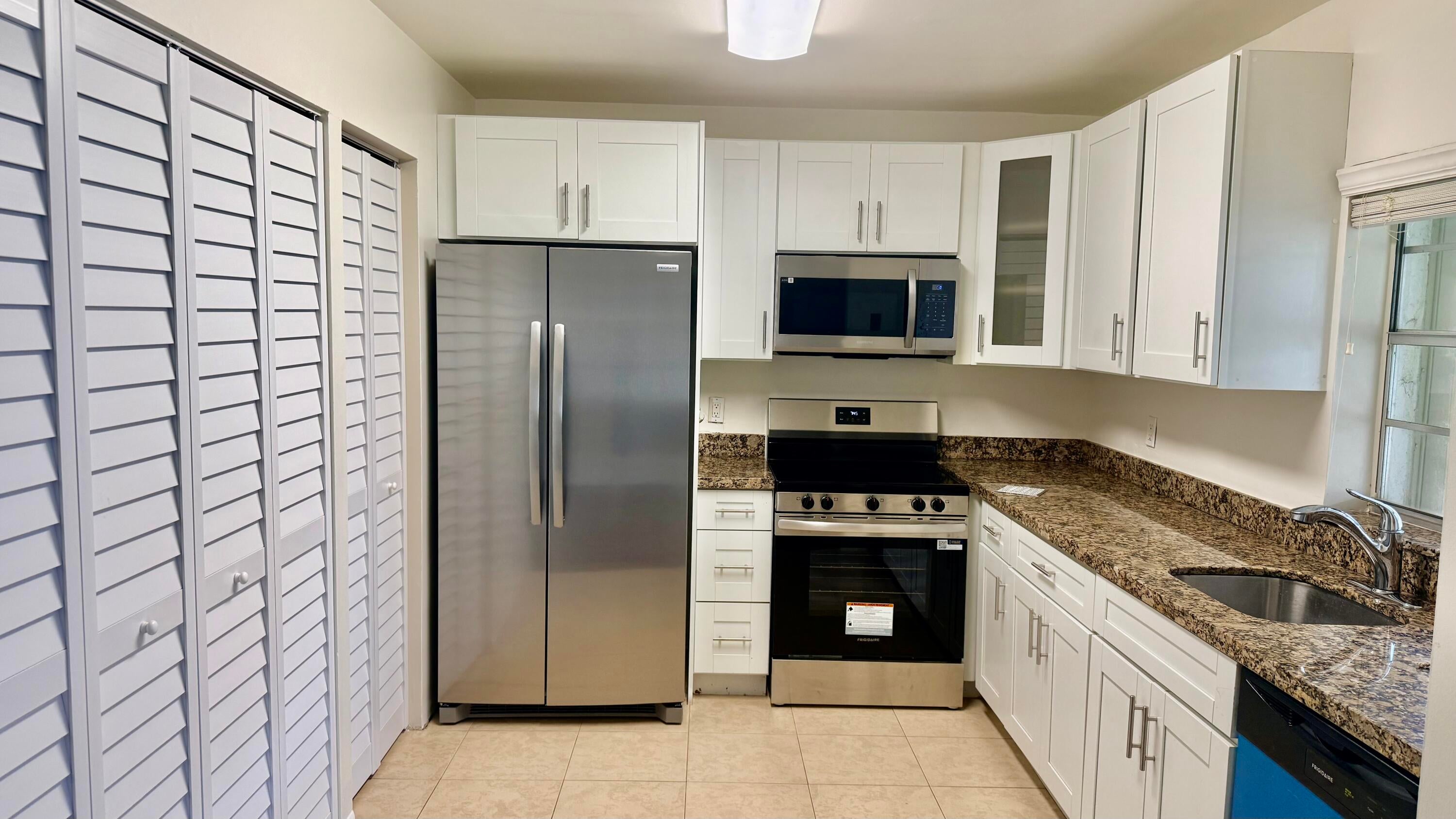 8061 SW 20TH Place 8061