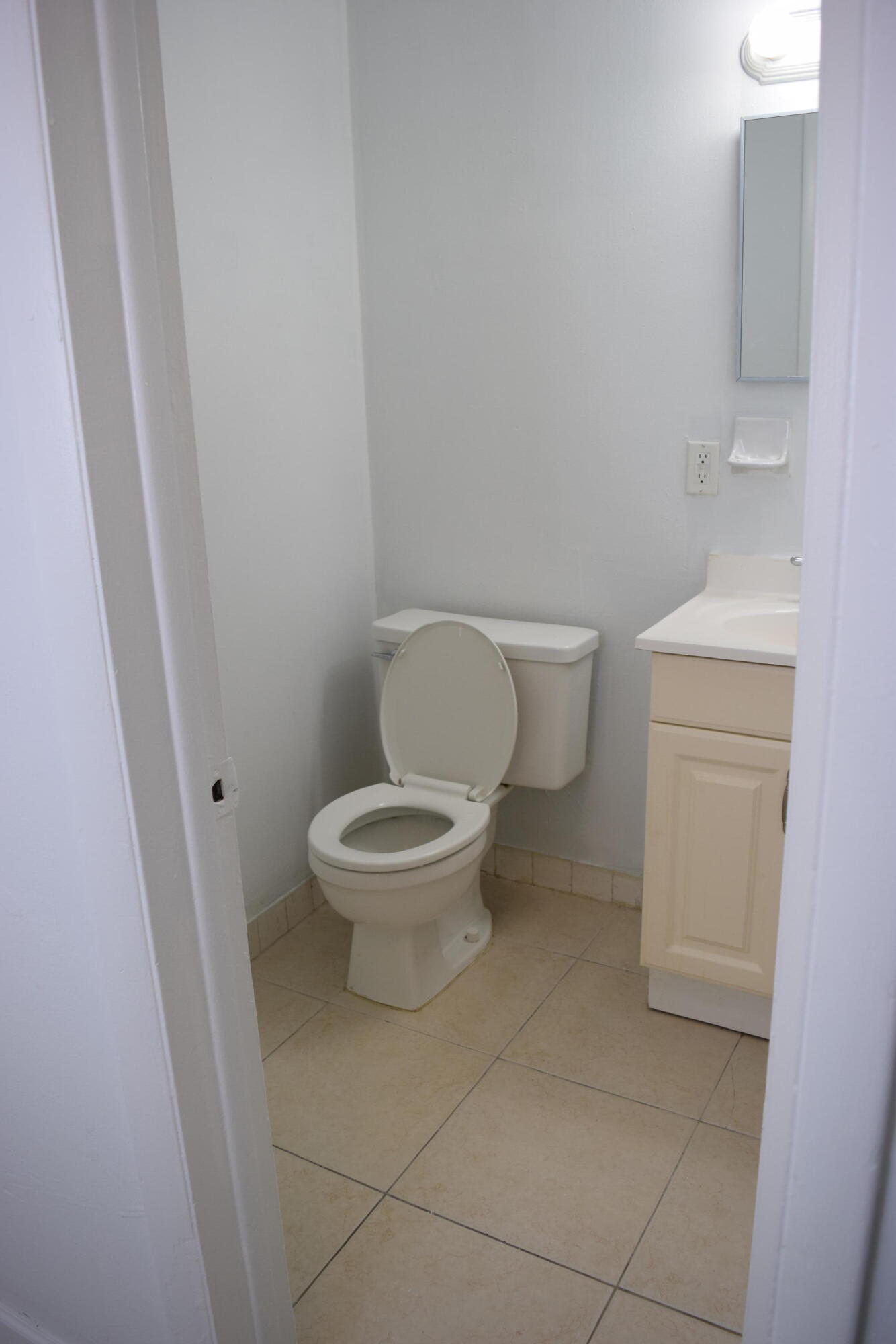 151 SE 6th Avenue Apt 14