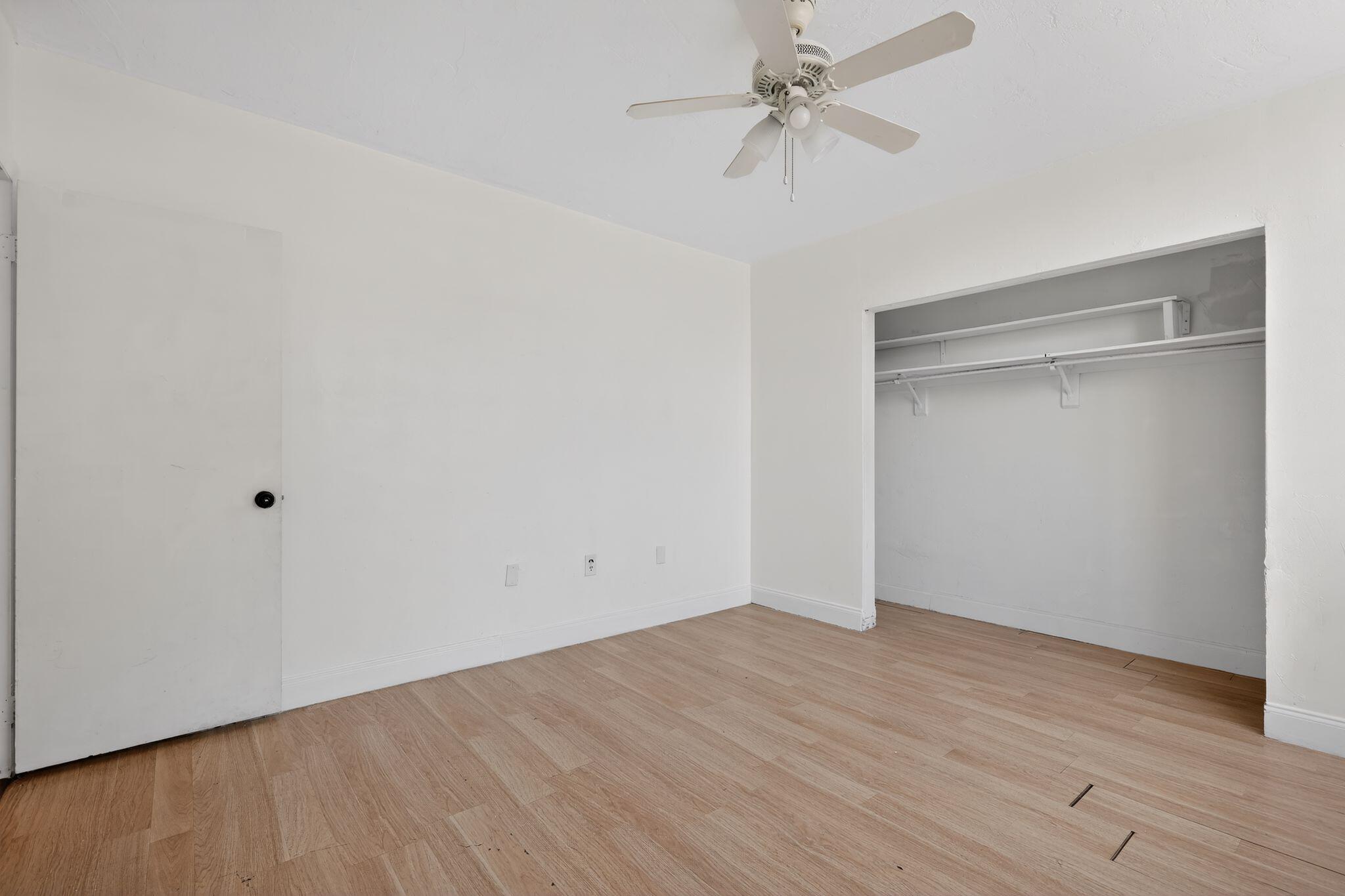 THE ARBOUR TOWNHOUSE SEC 3 CONDO - Residential