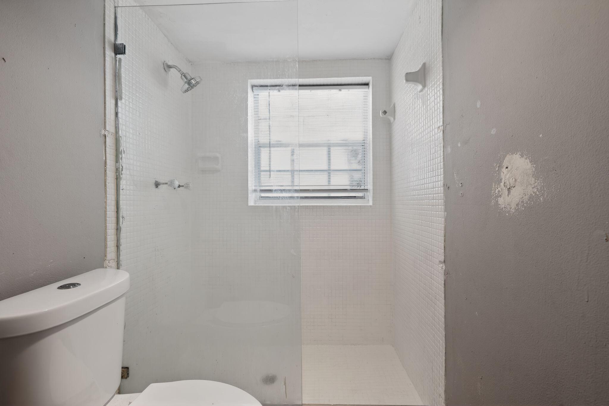 THE ARBOUR TOWNHOUSE SEC 3 CONDO - Residential