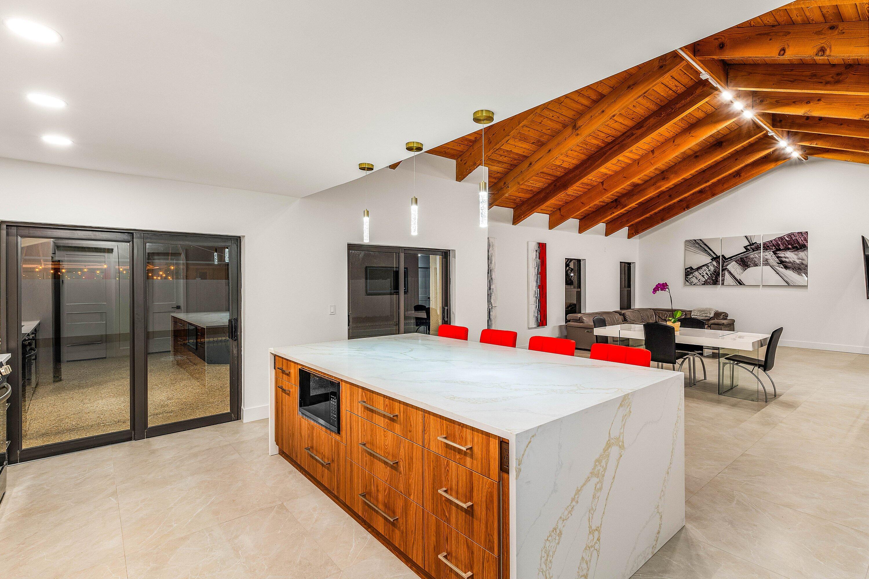 ESCONDIDO - Residential