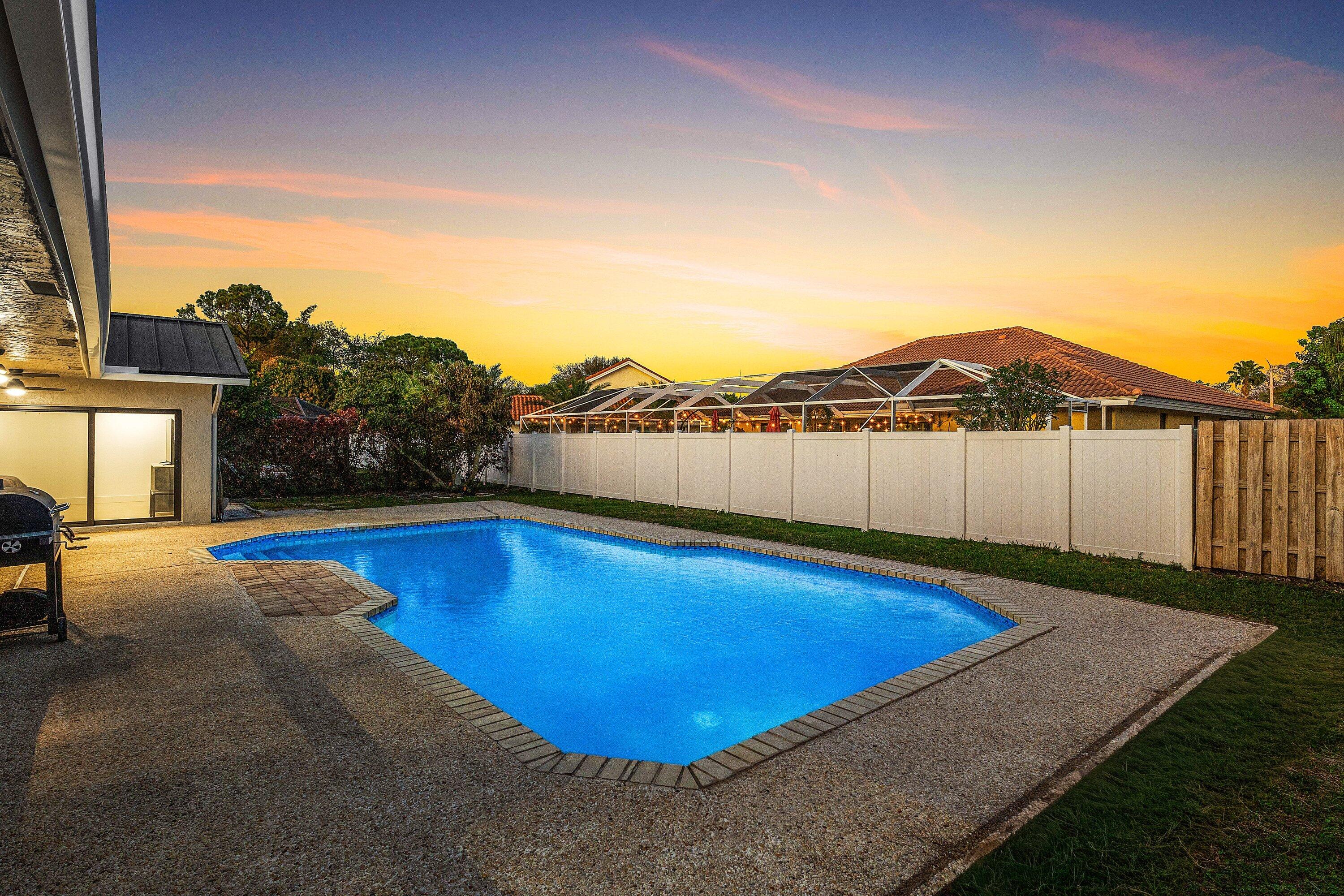 ESCONDIDO - Residential