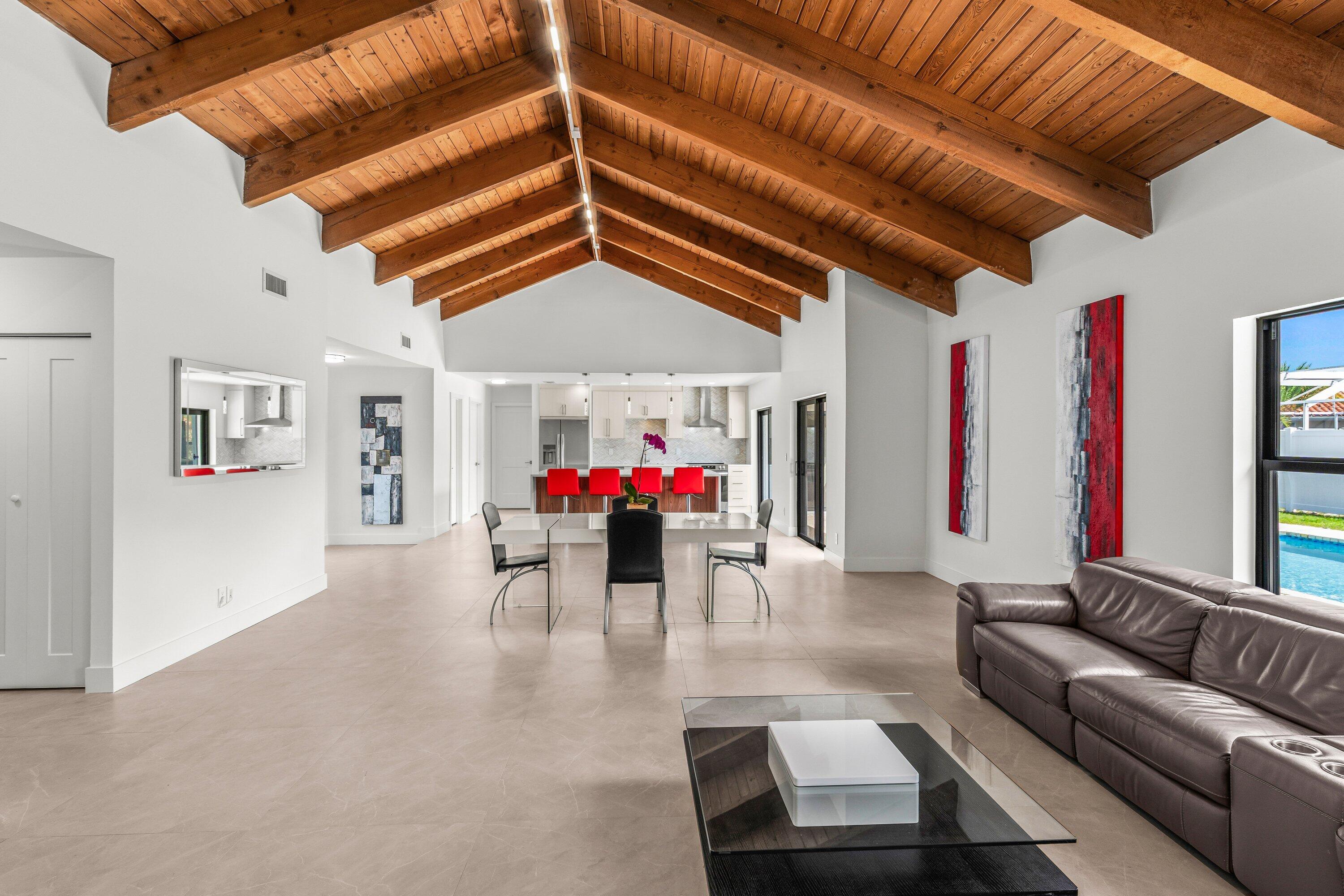 ESCONDIDO - Residential